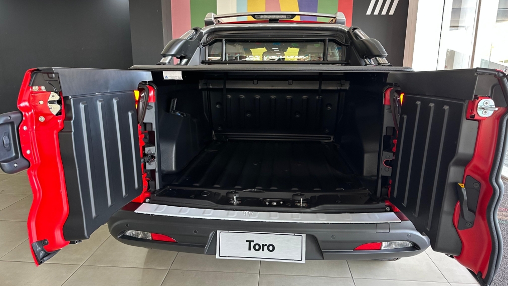 fiat toro 2.2 turbo diesel ranch 4wd at9 flex 4p automatico 2025 fiat toro 2.2 turbo diesel ranch 4wd at9 flex 4p automatico 2025