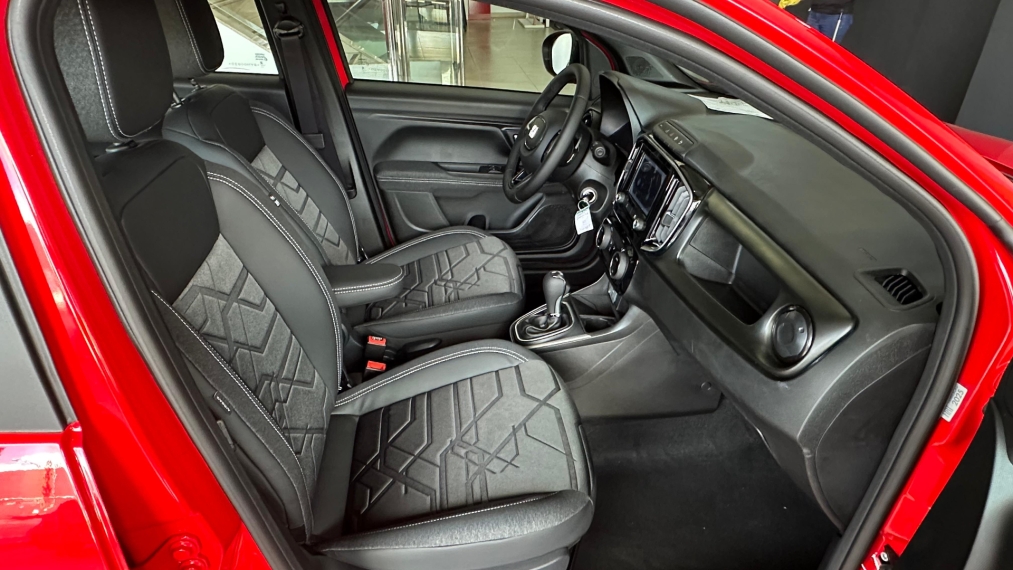 fiat strada 1.3 firefly flex volcano cd cvt. com usado na troca sendo toro ou. fiat strada 1.3 firefly flex volcano cd cvt. com usado na troca sendo toro ou.