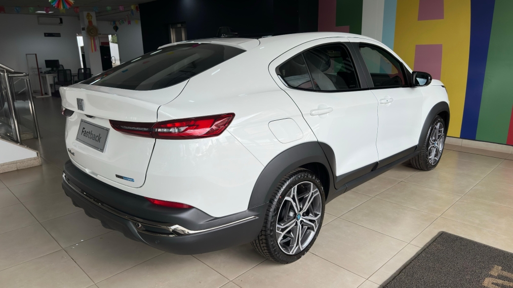 fiat fastback 1.0 turbo 200 hybrid impetus cvt. valido com usado na troca. fiat fastback 1.0 turbo 200 hybrid impetus cvt. valido com usado na troca.