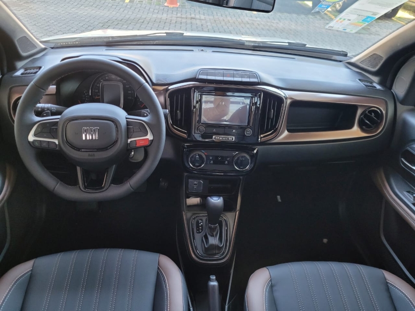 fiat strada 1.0 turbo 200 flex ranch cd cvt 4p automatico 2025 fiat strada 1.0 turbo 200 flex ranch cd cvt 4p automatico 2025