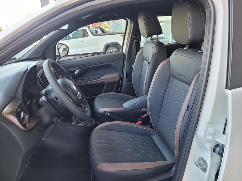 fiat strada 1.0 turbo 200 flex ranch cd cvt 4p automatico 2025 fiat strada 1.0 turbo 200 flex ranch cd cvt 4p automatico 2025