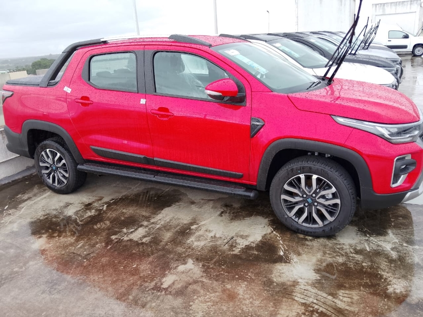 fiat strada 1.0 turbo 200 flex ranch cd cvt 4p automatico 2025 fiat strada 1.0 turbo 200 flex ranch cd cvt 4p automatico 2025