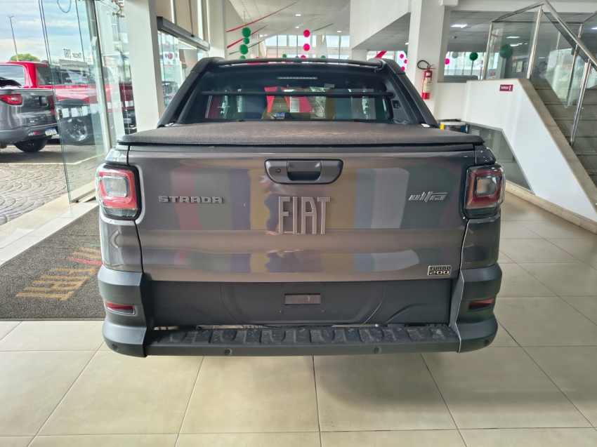 fiat strada 1.0 turbo 200 flex ultra cd cvt 4p automatico 2026
