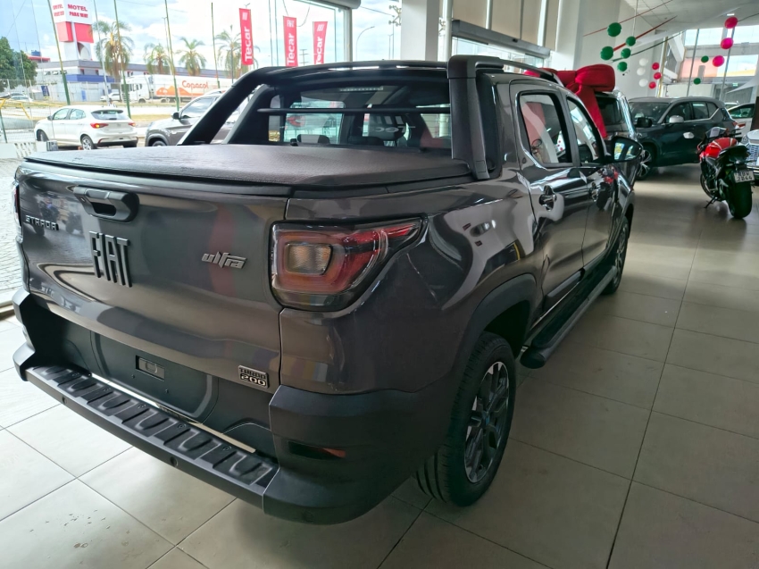 fiat strada 1.0 turbo 200 flex ultra cd cvt 4p automatico 2026