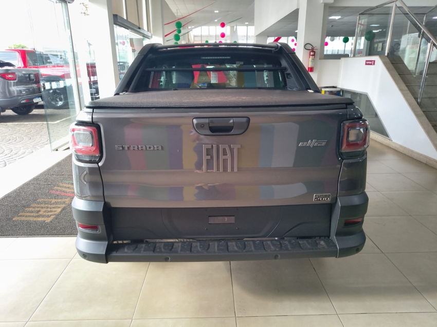fiat strada 1.0 turbo 200 flex ultra cd cvt 4p automatico 2026