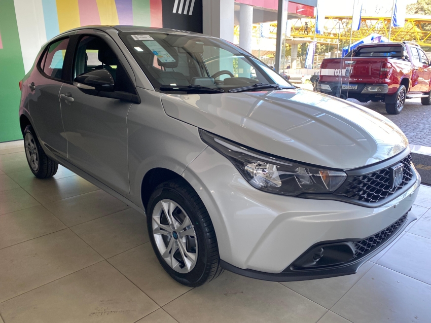 fiat argo 1.3 firefly flex drive cvt 4p automatico 2025 fiat argo 1.3 firefly flex drive cvt 4p automatico 2025