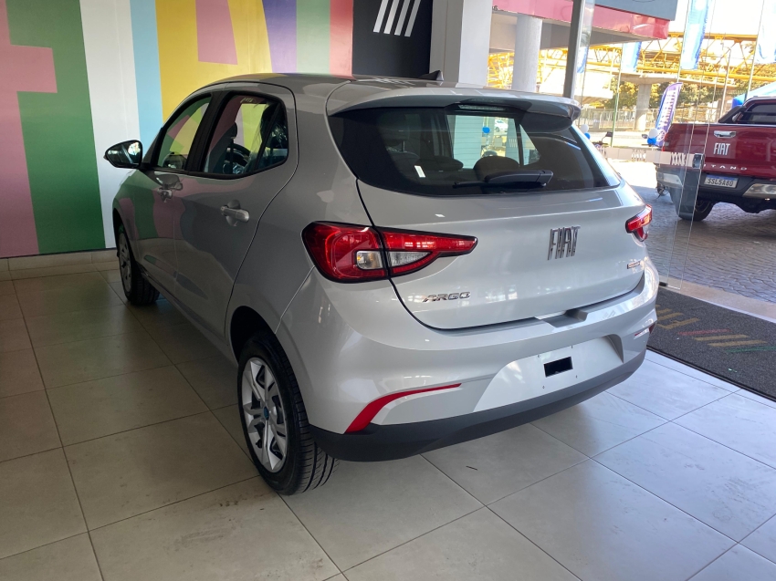 fiat argo 1.3 firefly flex drive cvt 4p automatico 2025 fiat argo 1.3 firefly flex drive cvt 4p automatico 2025