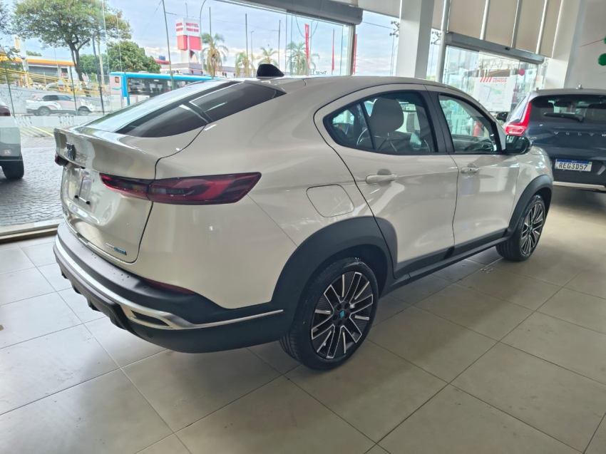 fiat fastback 1.0 turbo 200 hybrid audace cvt flex 4p automatico 2026 fiat fastback 1.0 turbo 200 hybrid audace cvt flex 4p automatico 2026