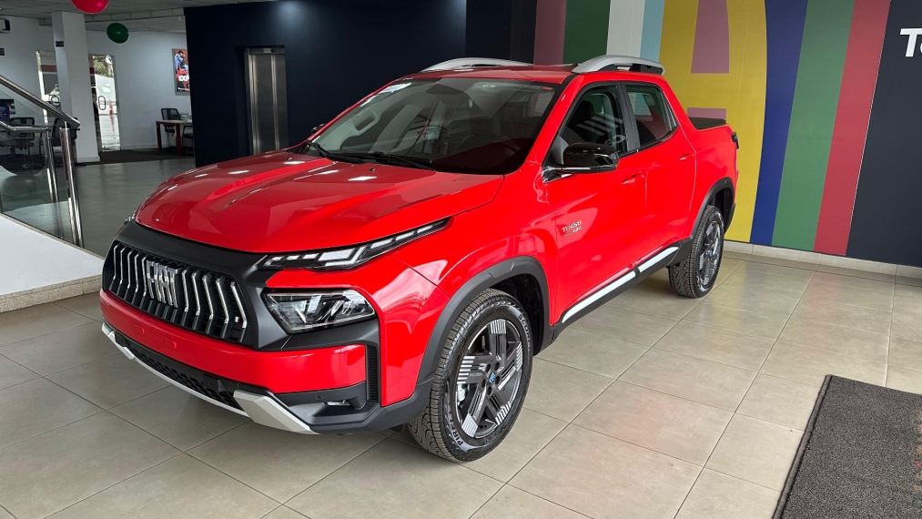 fiat toro 1.3 turbo 270 flex volcano at6 4p automatico 2026