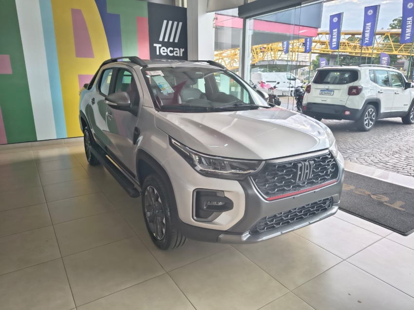 fiat strada 1.0 turbo 200 flex ultra cd cvt 4p automatico 2026 fiat strada 1.0 turbo 200 flex ultra cd cvt 4p automatico 2026