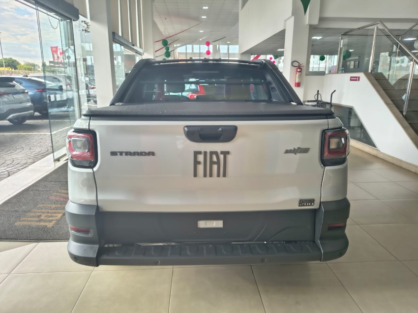 fiat strada 1.0 turbo 200 flex ultra cd cvt 4p automatico 2026 fiat strada 1.0 turbo 200 flex ultra cd cvt 4p automatico 2026