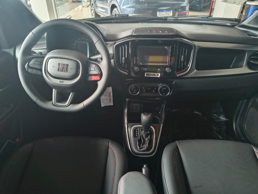 fiat strada 1.0 turbo 200 flex ultra cd cvt 4p automatico 2026 fiat strada 1.0 turbo 200 flex ultra cd cvt 4p automatico 2026