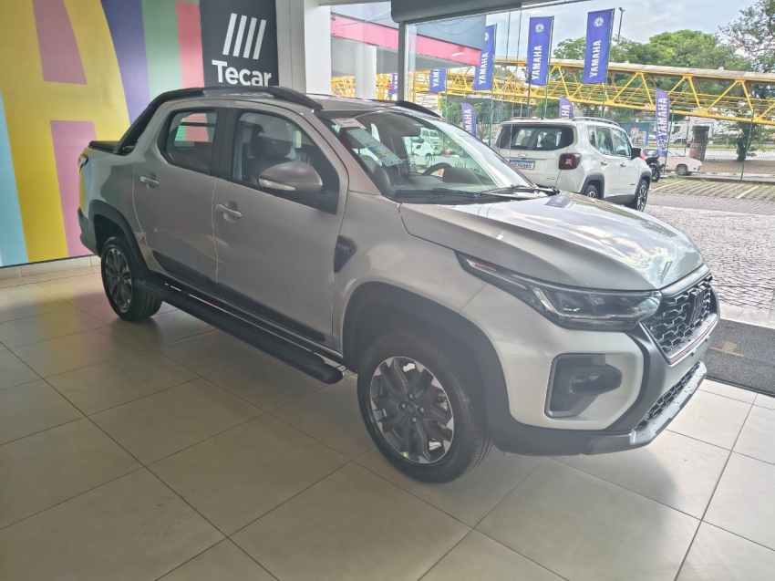 fiat strada 1.0 turbo 200 flex ultra cd cvt 4p automatico 2026 fiat strada 1.0 turbo 200 flex ultra cd cvt 4p automatico 2026