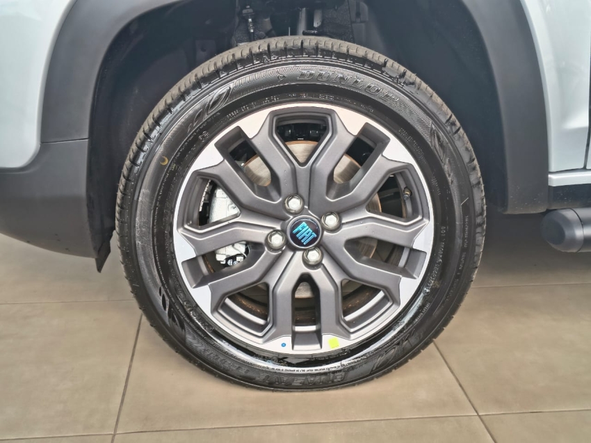 fiat strada 1.0 turbo 200 flex ultra cd cvt 4p automatico 2026 fiat strada 1.0 turbo 200 flex ultra cd cvt 4p automatico 2026