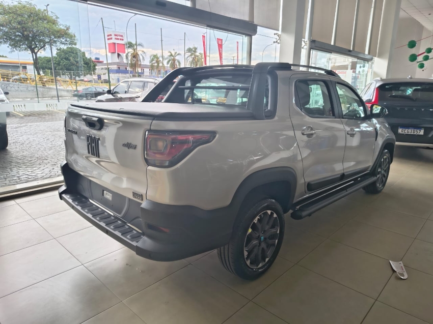 fiat strada 1.0 turbo 200 flex ultra cd cvt 4p automatico 2026 fiat strada 1.0 turbo 200 flex ultra cd cvt 4p automatico 2026