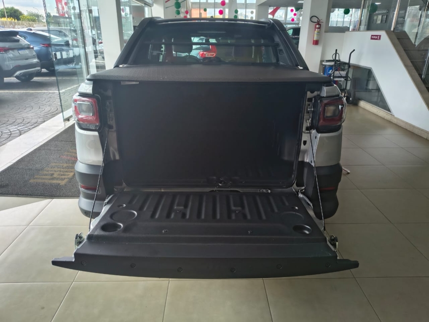 fiat strada 1.0 turbo 200 flex ultra cd cvt 4p automatico 2026 fiat strada 1.0 turbo 200 flex ultra cd cvt 4p automatico 2026