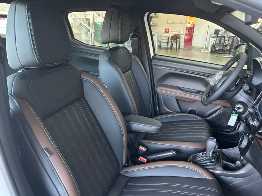 fiat strada 1.0 turbo 200 flex ranch cd cvt 4p automatico 202512