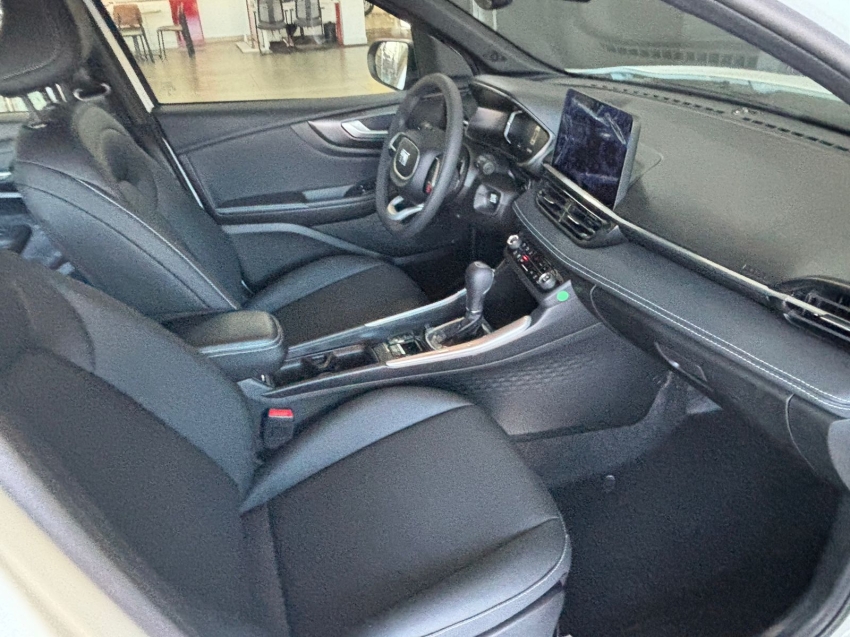 fiat fastback 1.3 turbo 270 flex limited edition at6 1.0 hibrido 4p automatico 202612