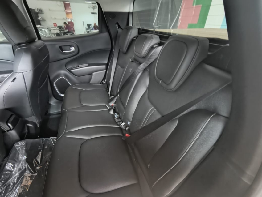 fiat toro 1.3 turbo 270 flex volcano at6 4p automatico 202616