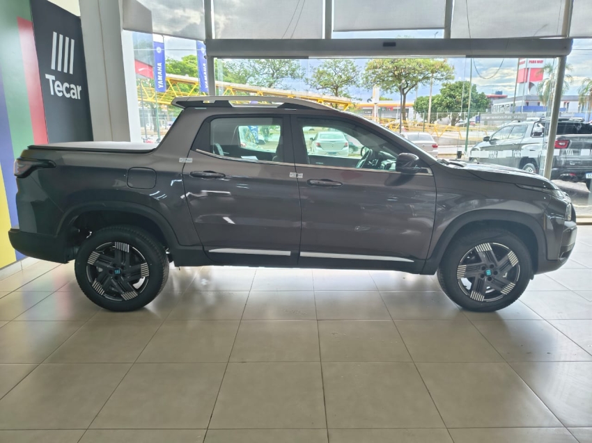 fiat toro 1.3 turbo 270 flex volcano at6 4p automatico 20268