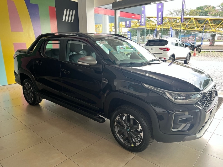 fiat strada 1.0 turbo 200 flex ultra cd cvt com usado na troca.2