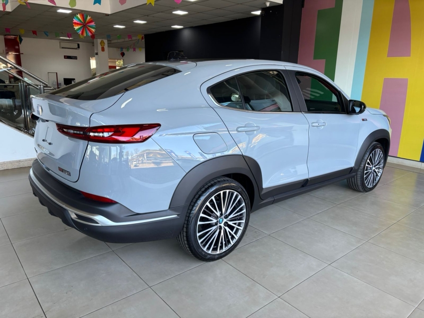 fiat fastback 1.3 turbo 270 flex limited edition at6 4p automatico 20253