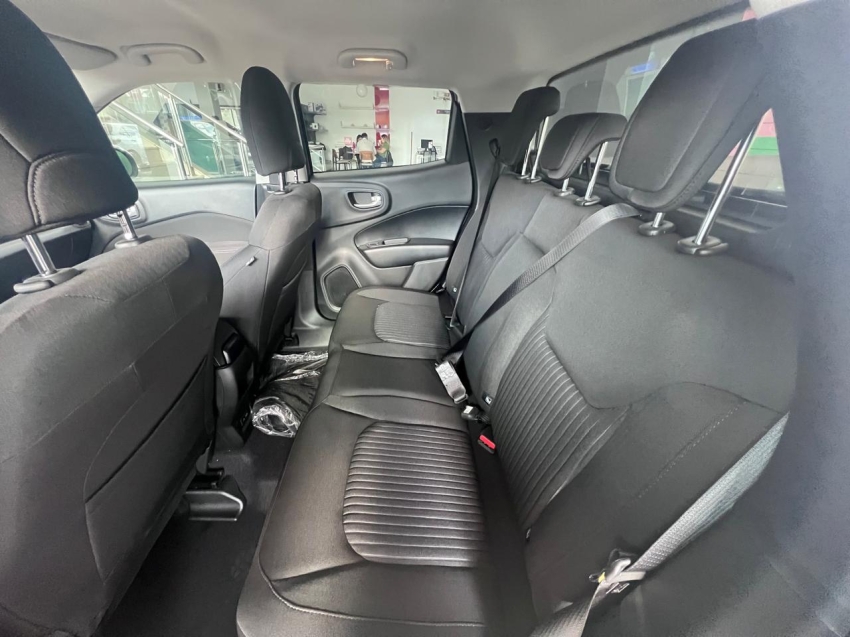 fiat toro 1.3 turbo 270 flex freedom at6 4p automatico 202611