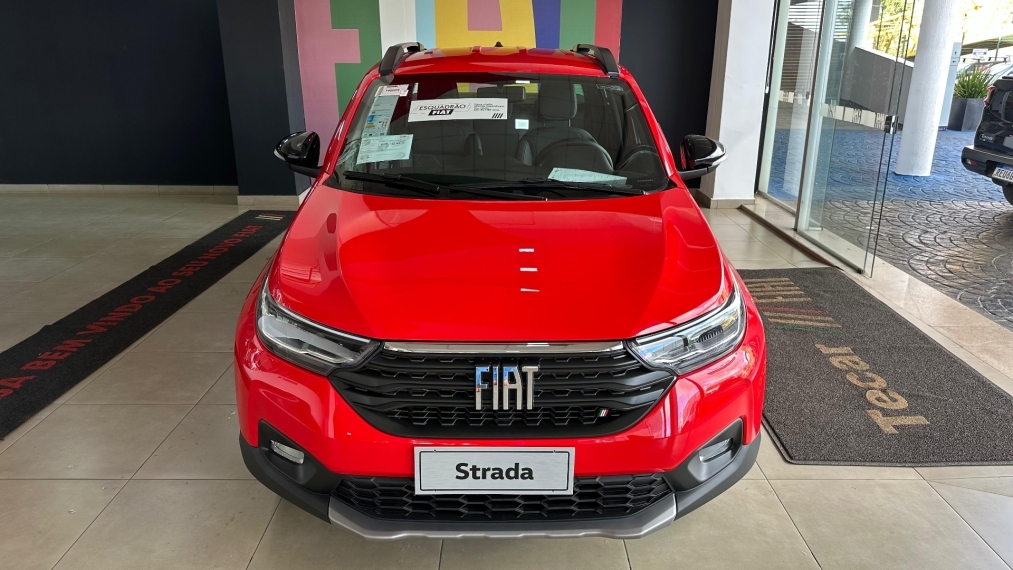 fiat strada 1.3 firefly flex volcano cd cvt. com usado na troca sendo toro ou.1