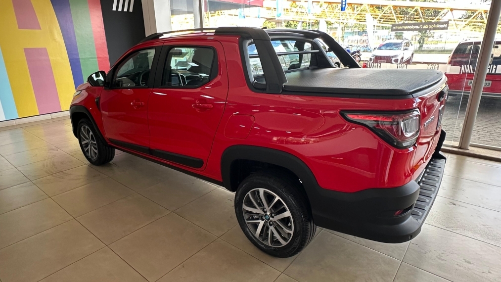 fiat strada 1.3 firefly flex volcano cd cvt. com usado na troca sendo toro ou.7