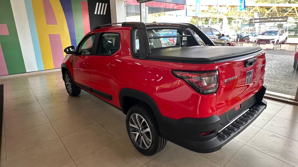 fiat strada 1.3 firefly flex volcano cd cvt. com usado na troca sendo toro ou.8