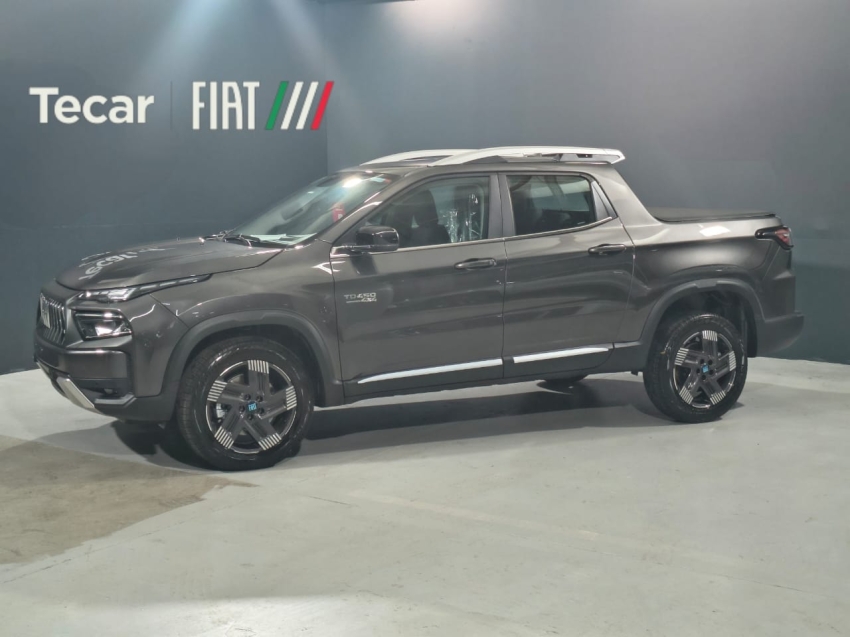 fiat toro 2.2 turbo diesel volcano 4wd at9 1.3 flex 4p automatico 20262