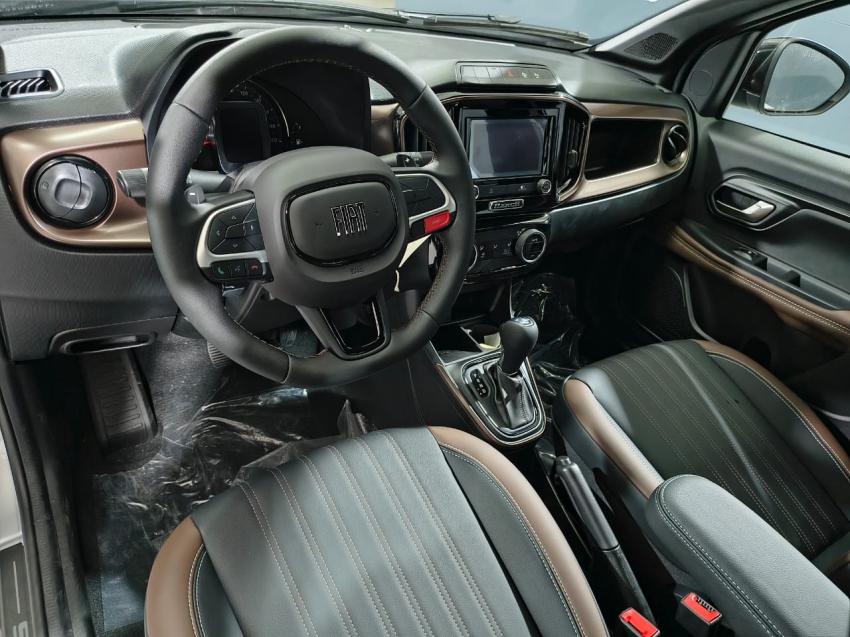 fiat strada 1.0 turbo 200 flex ranch cd cvt 4p automatico 202610