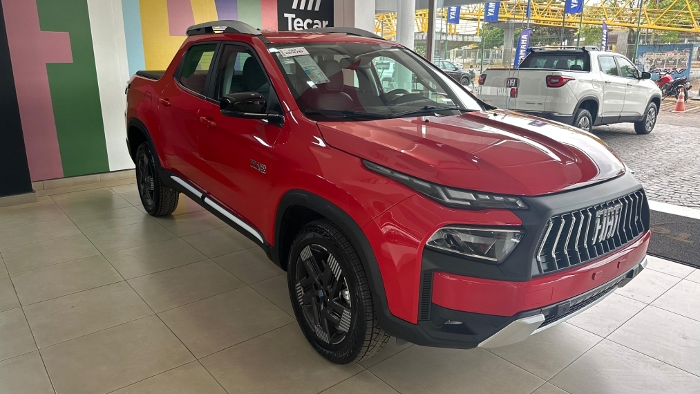 fiat toro 2.2 turbo diesel volcano 4wd at9 1.3 flex 4p automatico 20263