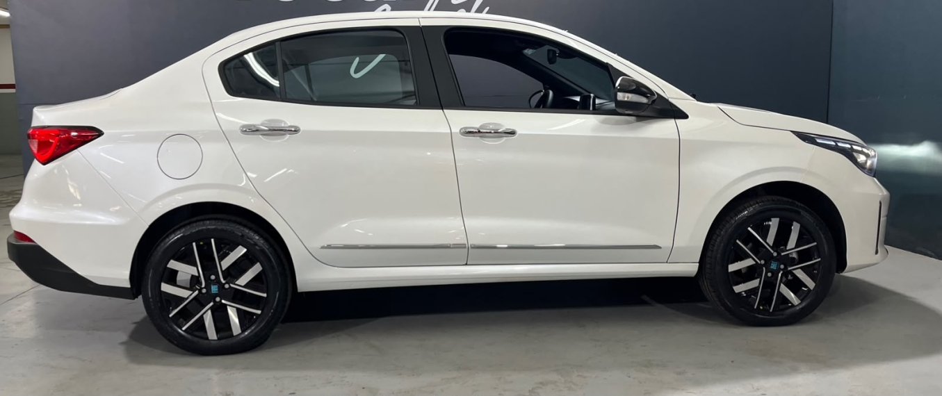 fiat cronos precision 1.3 cvt flex branco 2025/2026 0km4
