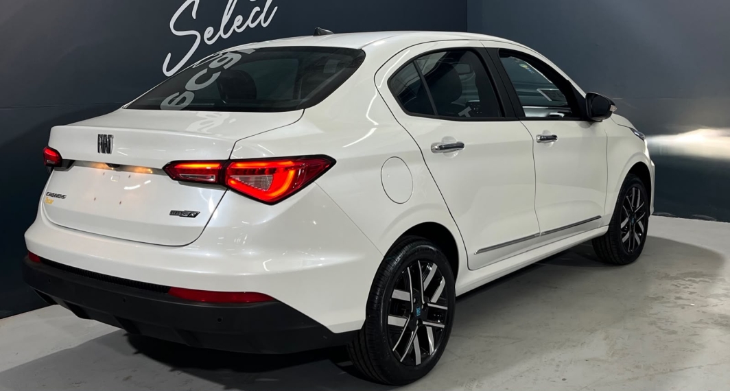 fiat cronos precision 1.3 cvt flex branco 2025/2026 0km8