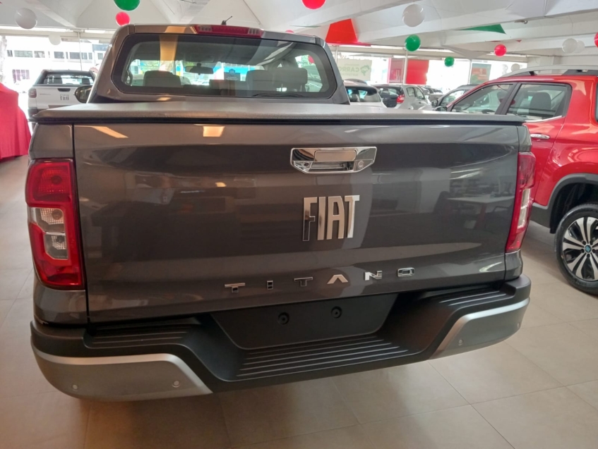 titano 2.2 turbo diesel volcano 4x4 com seminovo na troca.