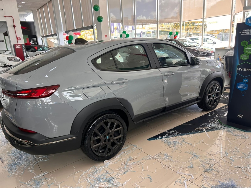 fastback impetus 1.0 hibrido com usado na troca.5