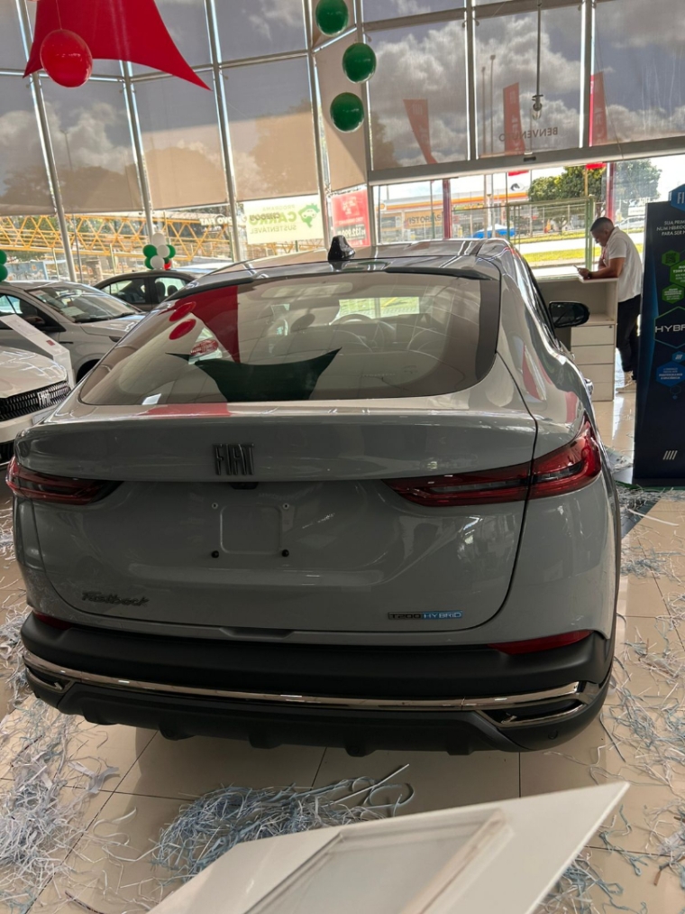 fastback impetus 1.0 hibrido com usado na troca.8