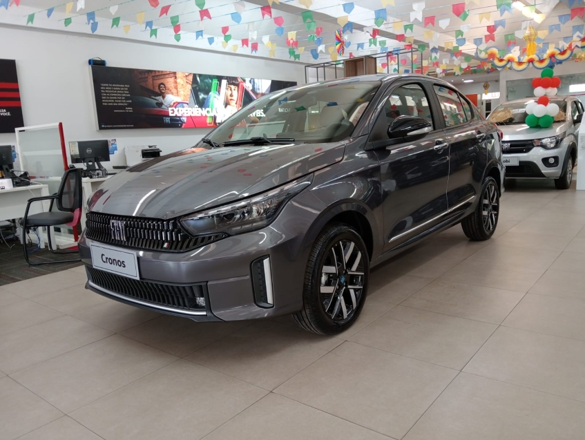 cronos precision cvt com usado na troca.