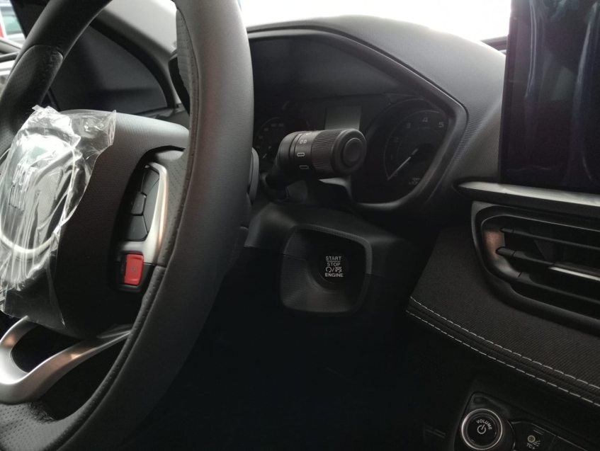 fastback audace hibrido 1.0 com o seu usado na troca!.