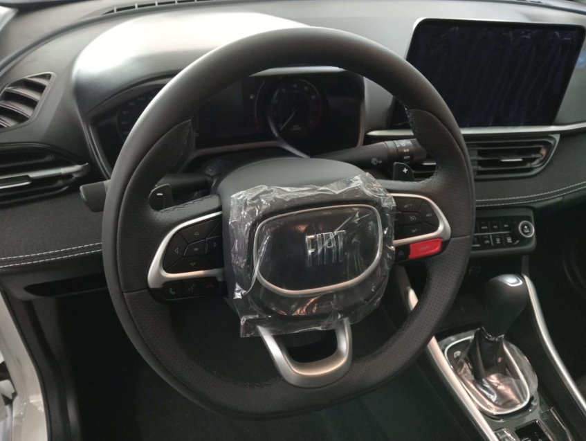 fastback audace hibrido 1.0 com o seu usado na troca!.