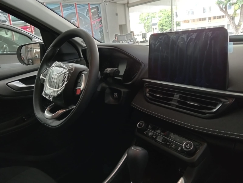 fastback audace hibrido 1.0 com o seu usado na troca!.
