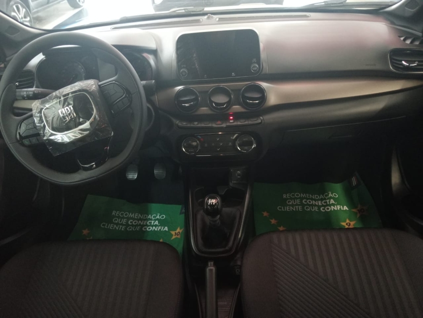 cronos drive manual 1.3 com pack, usado na troca.