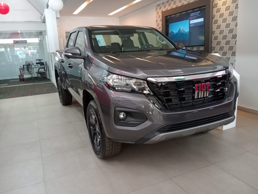 titano 2.2 turbo diesel volcano 4x4 com seminovo na troca.
