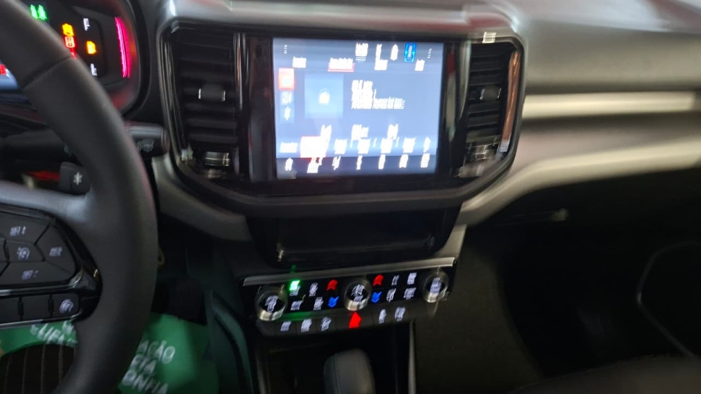 fiat toro volcano turbo diesel , com seu usado na troca sendo strada ou11