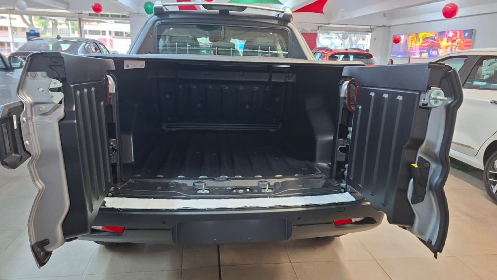 fiat toro volcano turbo diesel , com seu usado na troca sendo strada ou22