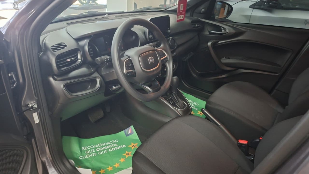fiat cronos drive cvt , com seu usado na troca8