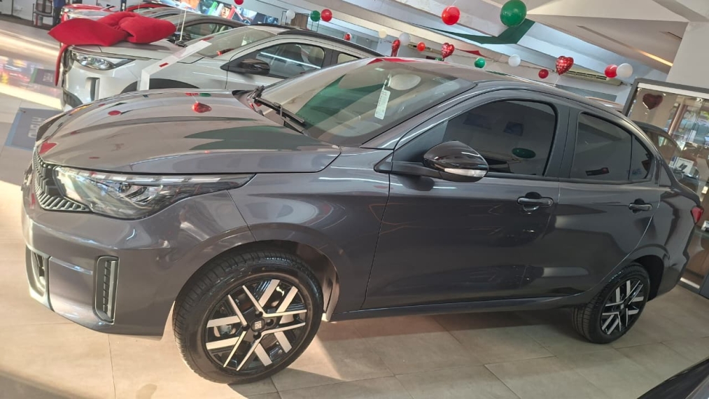 fiat cronos drive cvt , com seu usado na troca18