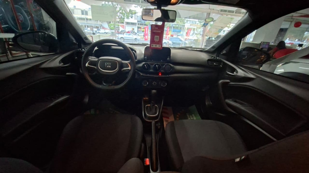 fiat cronos drive cvt , com seu usado na troca16