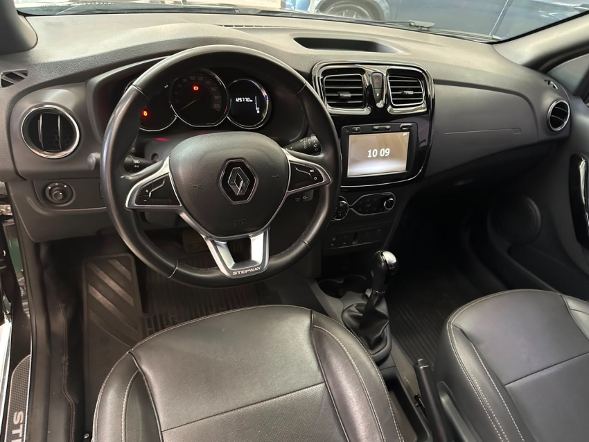 stepway iconic 1.6 cvt8